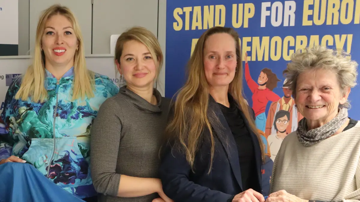von links Olha Y, Olha A., Mariia und Carmen Stadelhofer
