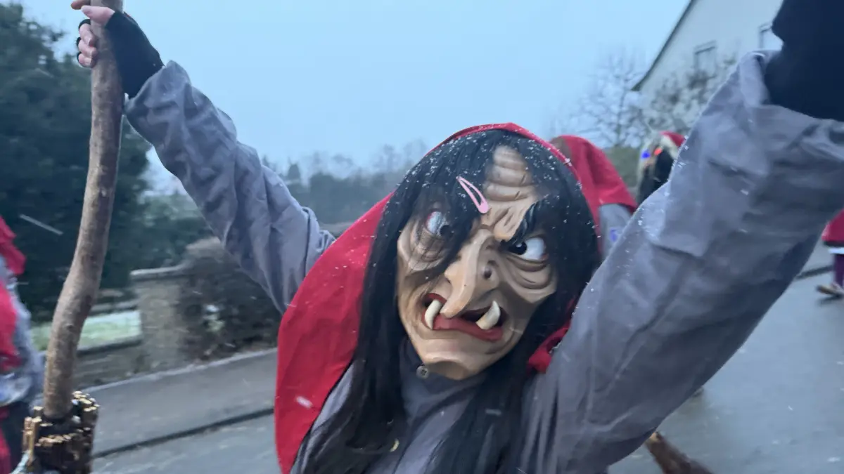 Jubiläumsumzug der Lenau Hexa in Steinhofen