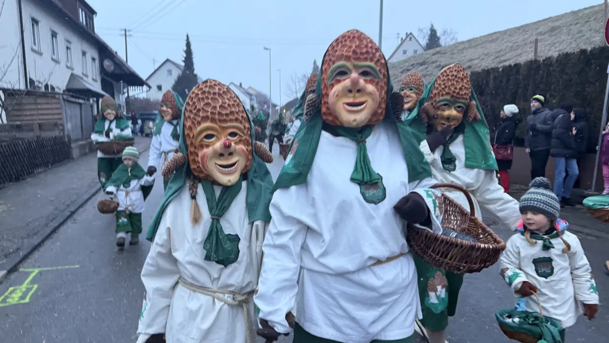 Jubiläumsumzug der Lenau Hexa in Steinhofen