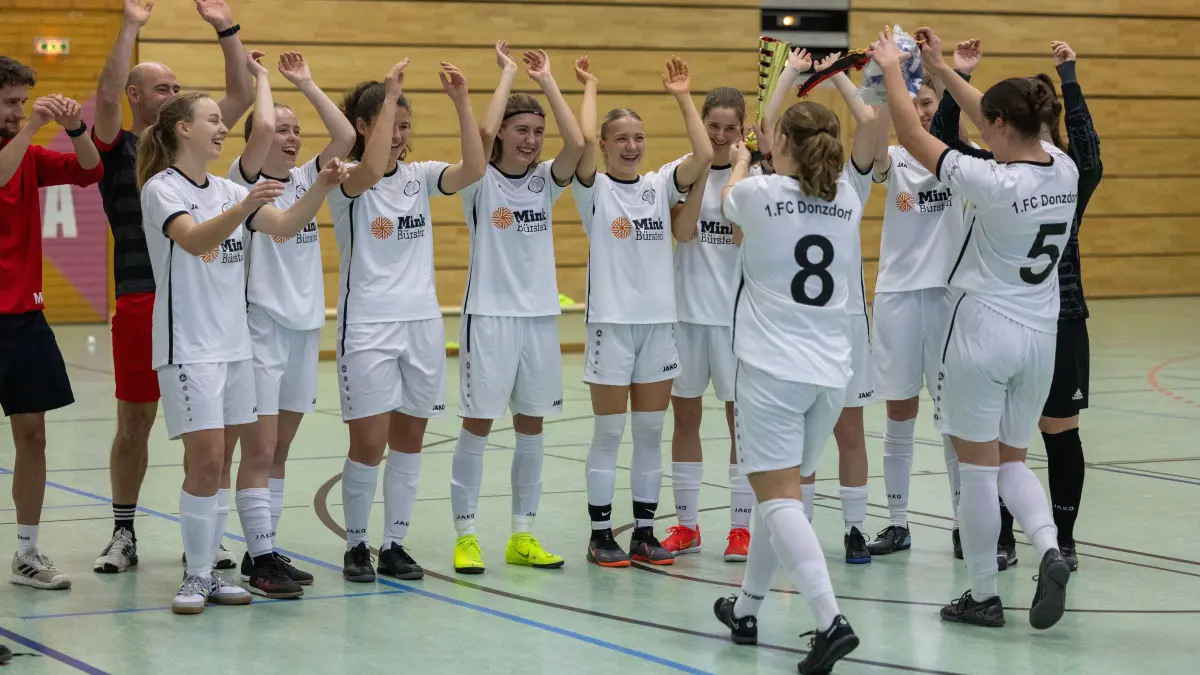 Hallenbezirksmeisterschaft in der Donzdorfer Lautertalhalle - 10.01.2026: #,
Frauen-Hallenbezirksmeisterschaft in der Donzdorfer Lautertalhalle - 10.01.2026,
Foto: PhotoPeet-Sportfotografie/Peter Harich