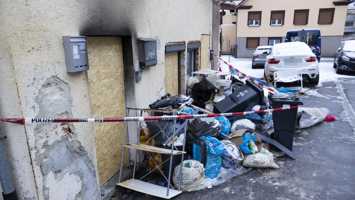 Geislingen, Hauptstraße 78, Gebäude am Morgen nach dem nächtlichen Brand