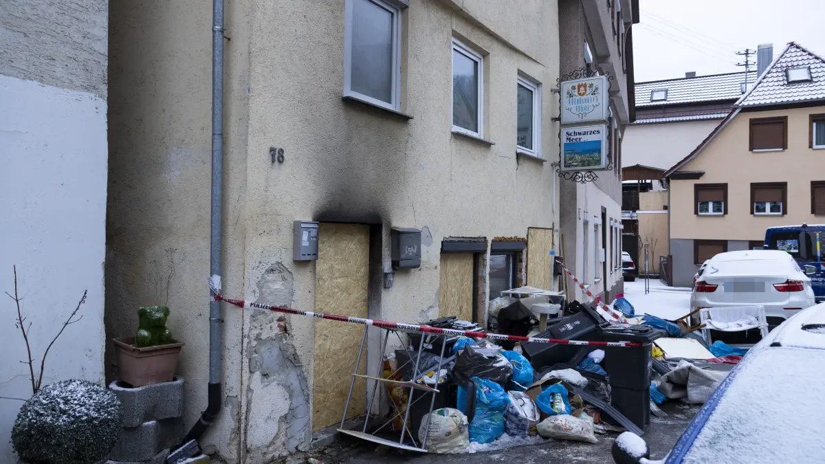Geislingen, Hauptstraße 78, Gebäude am Morgen nach dem nächtlichen Brand