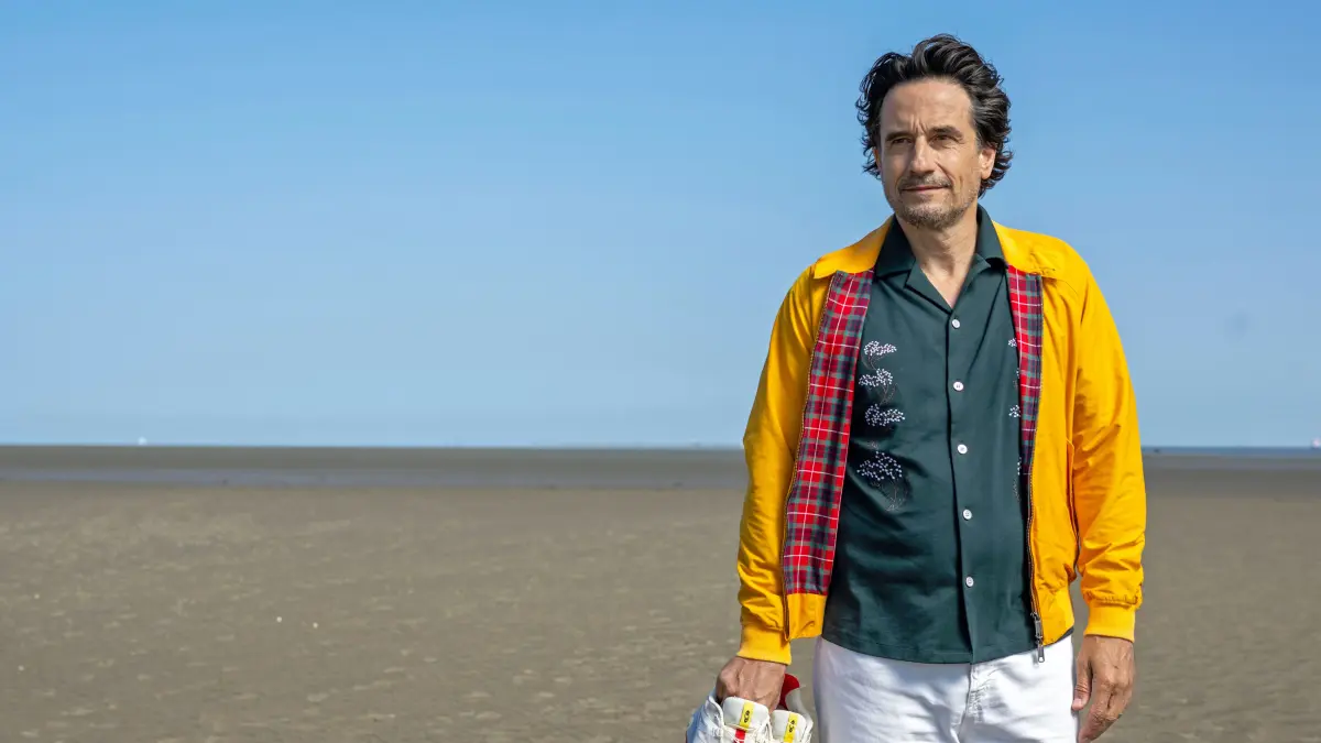 Tim Seebach (Oliver Mommsen) ermittelt in „Mord oder Watt? Die wilde Hilde“ im Mord an einer Aktivistin.