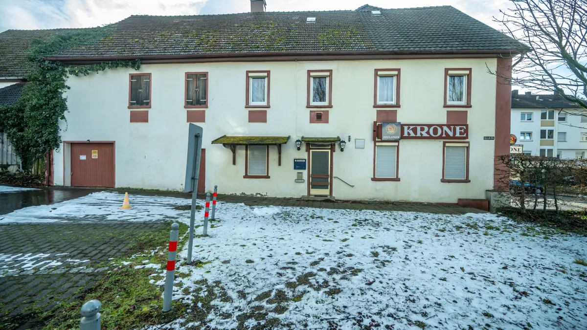 ehemalige Krone, Hauptstr. 86, Salach, wurde von Gemeinde gekauft.