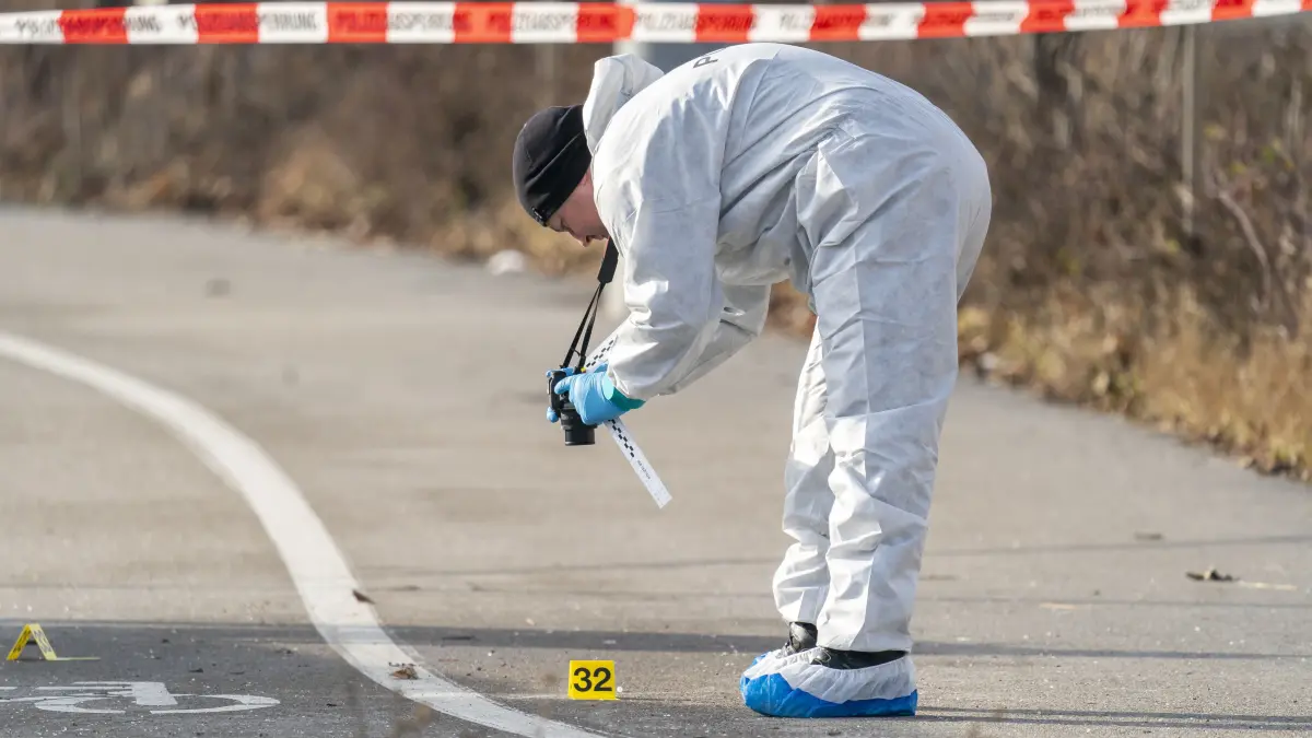 Ulm Polizeieinsatz Blaubeurer Straße Mediamarkt Schusswaffengebrauch Messer