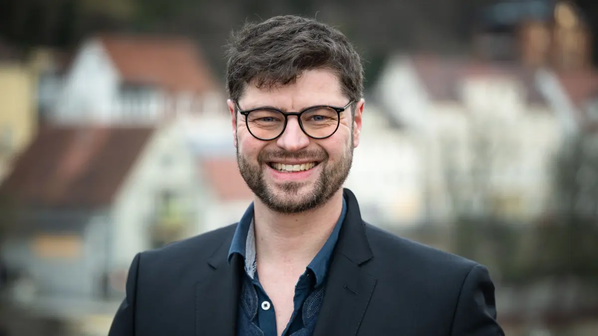 Marc Roth kandidiert bei der Bürgermeisterwahl in Kusterdingen 2026.