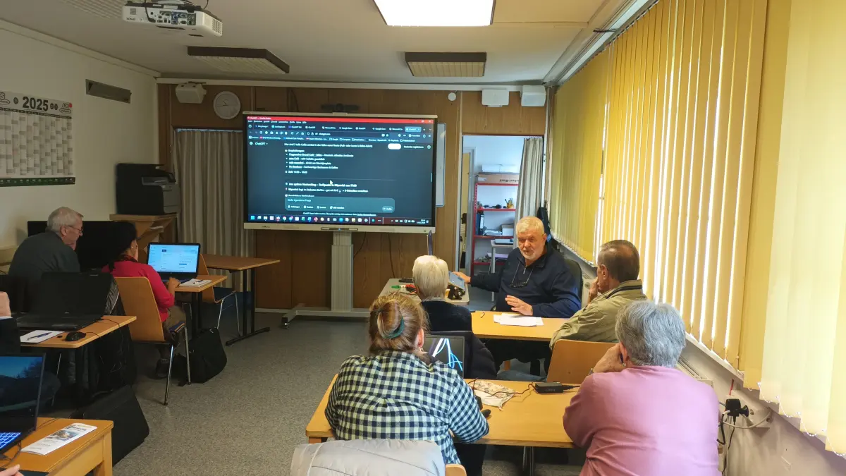 KI für Best Agers - der Senioren Computer Club erklärt, wie Künstliche Intelligenz im Alter helfen kann.
