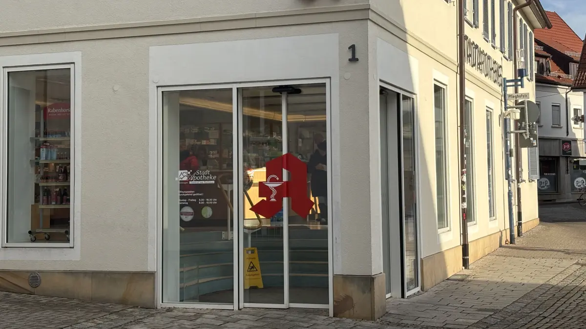 In der Apotheke gibt es einen neuen Vierfachtest, der gleichzeitig auf Corona, RSV, und Influenza A und B testet.
