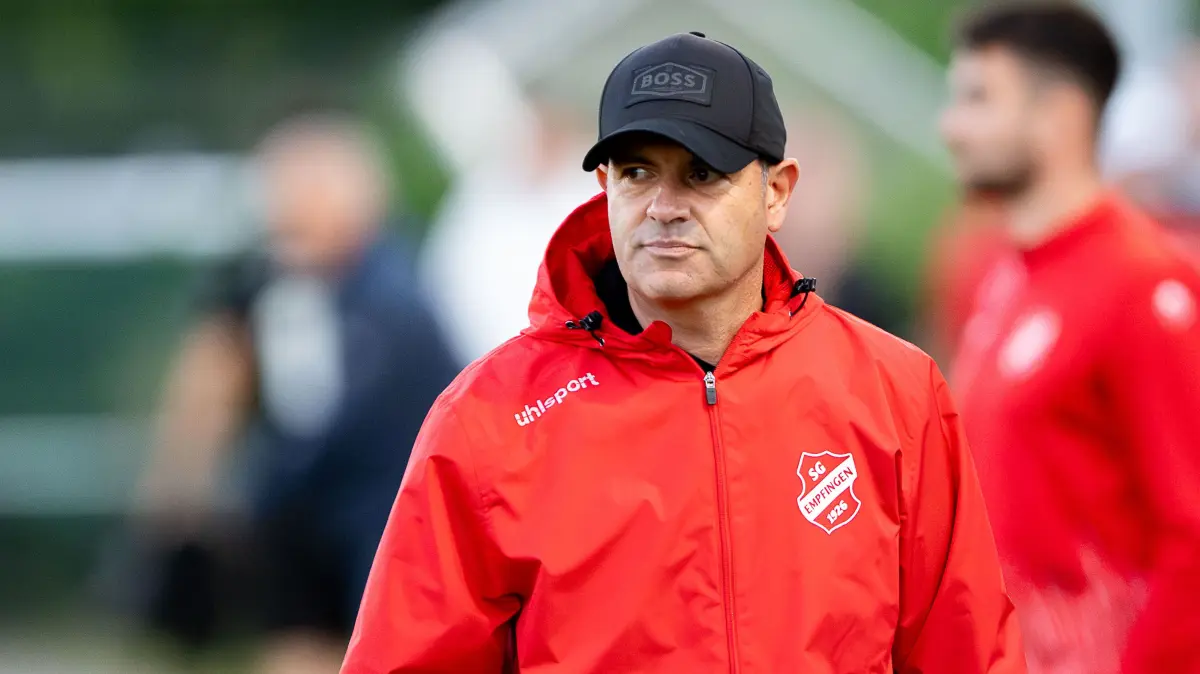 Alexander Eberhart steht seit der Saison 2023/24 an der Seitenlinie in Empfingen.