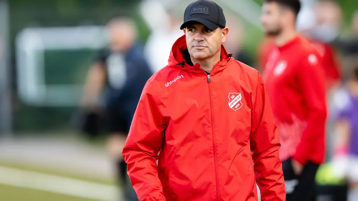 Alexander Eberhart steht seit der Saison 2023/24 an der Seitenlinie in Empfingen.