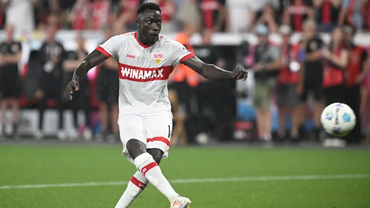 Silas: ARCHIV - 17.08.2024, Nordrhein-Westfalen, Leverkusen: Fußball, DFL-Supercup, Finale, Bayer Leverkusen - VfB Stuttgart, BayArena: Stuttgarts Silas verschießt als letzter Schütze seinen Elfmeter. Der Stürmer wechselt nach Mainz. (zu dpa: «Mainz hofft in Köln auf Push - Silas dabei») Foto: Bernd Thissen/dpa +++ dpa-Bildfunk +++
