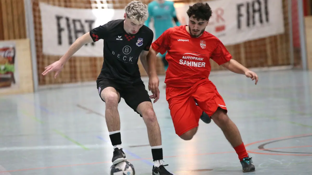 Hallenfußball
