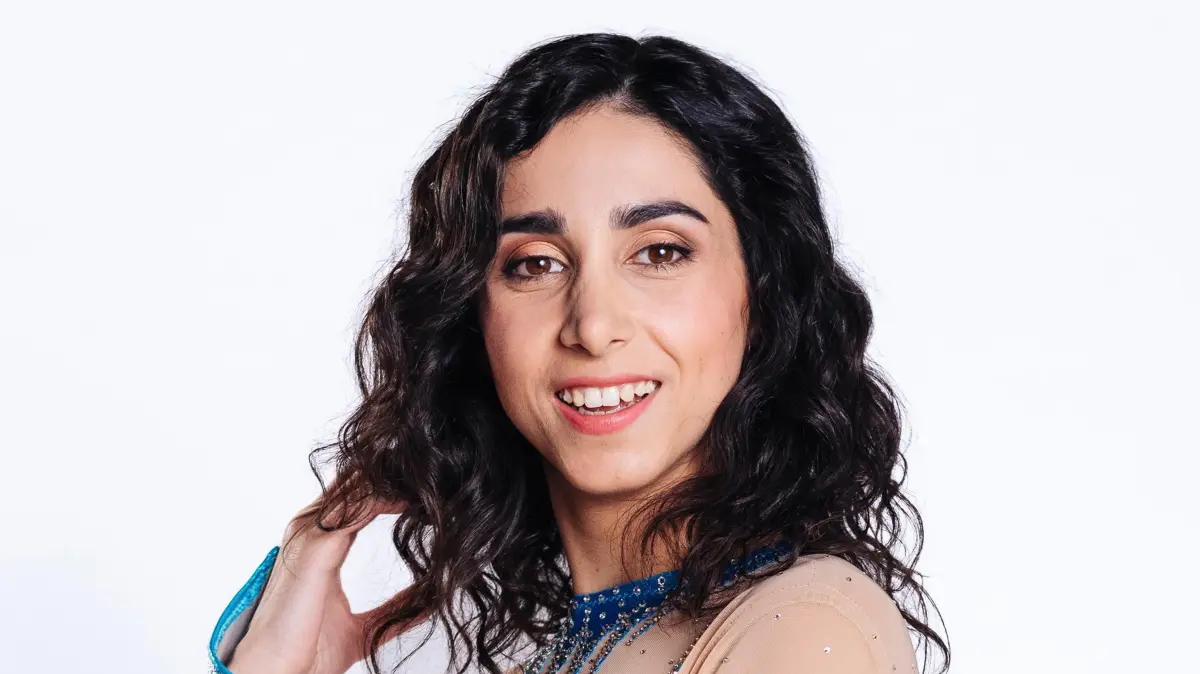 Leyla (Suri Abbassi) kündigt ihren Abschied an.