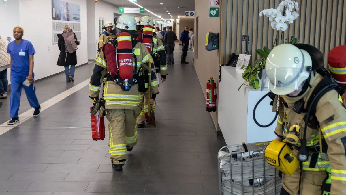 Feueralarm Fehlalarm im Alb Fils Klinikum Feuerwehr