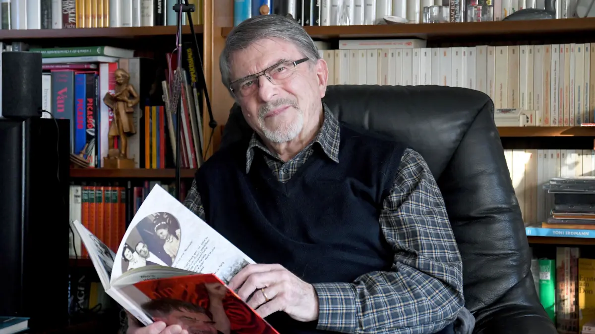(ohne Überschrift): Vorsicht: Dieses Foto ist möglicherweise nur für den einstigen Verlag Schwäbisches Tagblatt verwendbar. Kriegskind Hans Rommel im Lesesessel
Bild ULi Rippmann