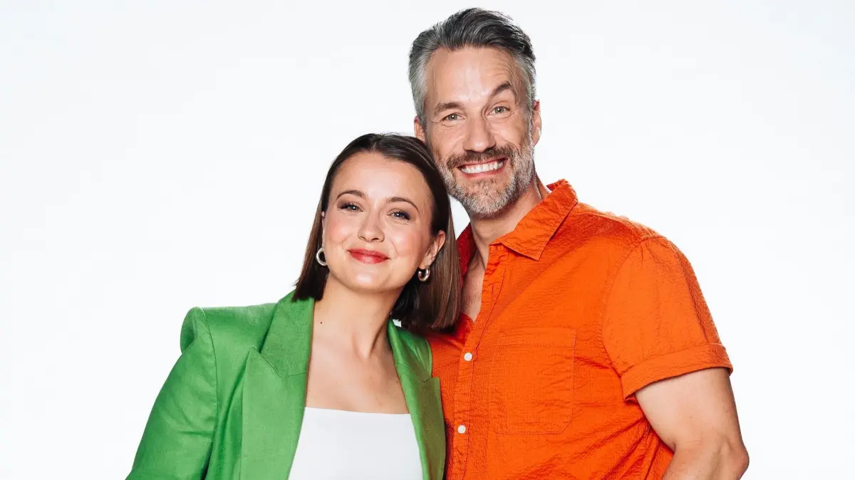 Lucie (Julia Wiedemann) und Henning (Stefan Bockelmann) haben sich seit Monaten nicht mehr gesehen.