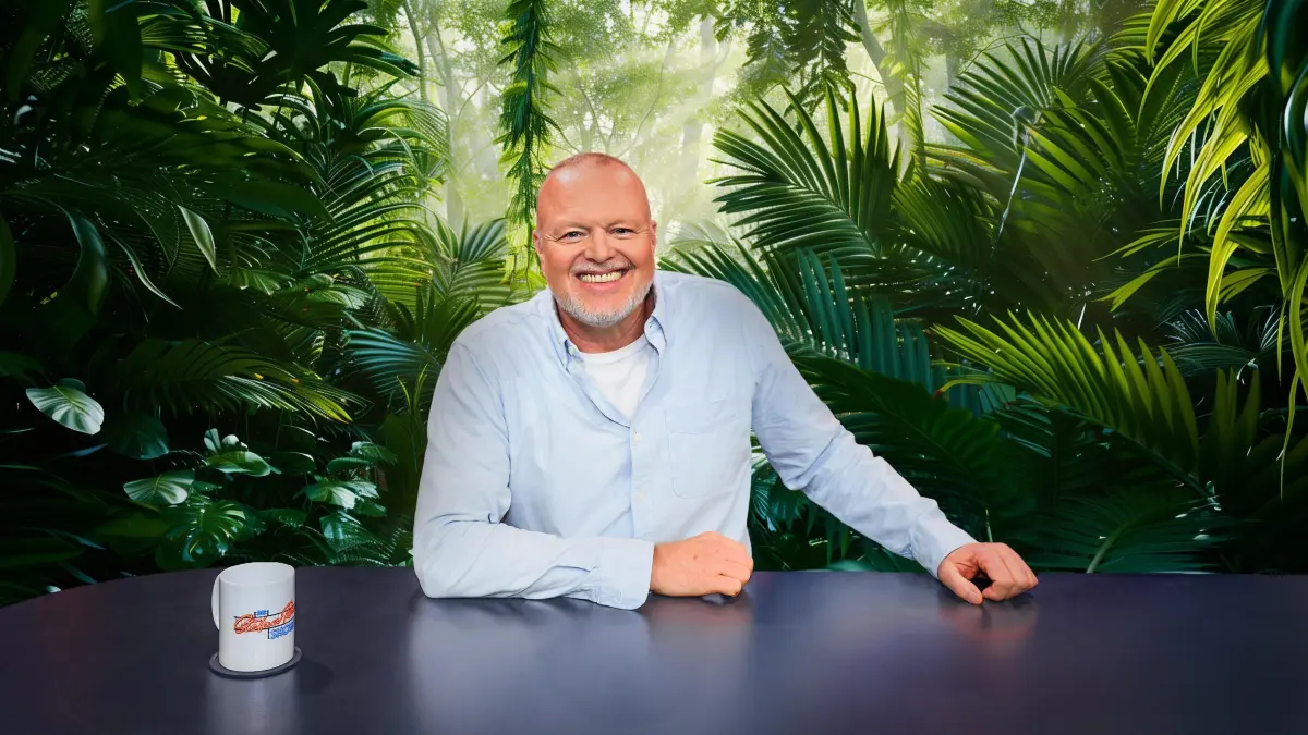 Stefan Raab wird Teil des „Dschungelcamp“-Kosmos.