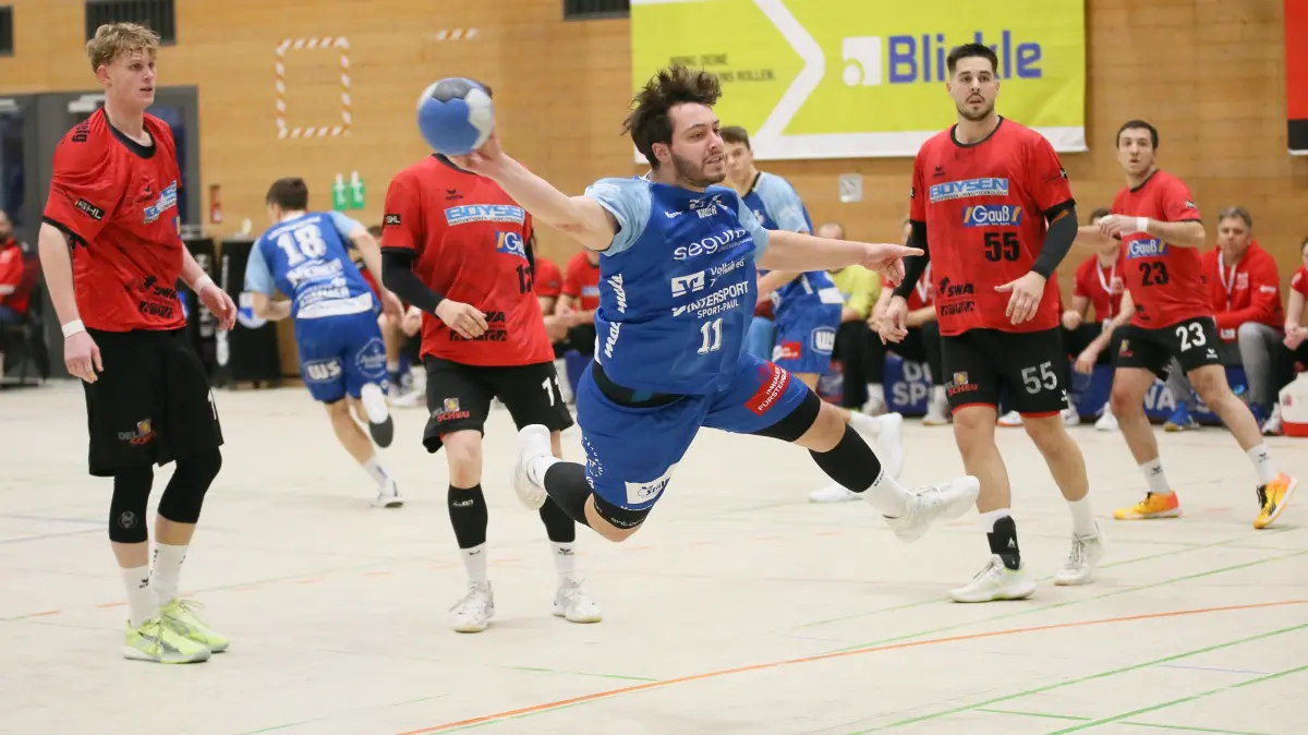 Treffsicher: Leonard Hugo Schiess erzielte fünf Treffer für die Oberliga-Handballer aus Weilstetten und hatte damit maßgeblichen Anteil am souveränen 37:31-Erfolg gegen Altensteig.
