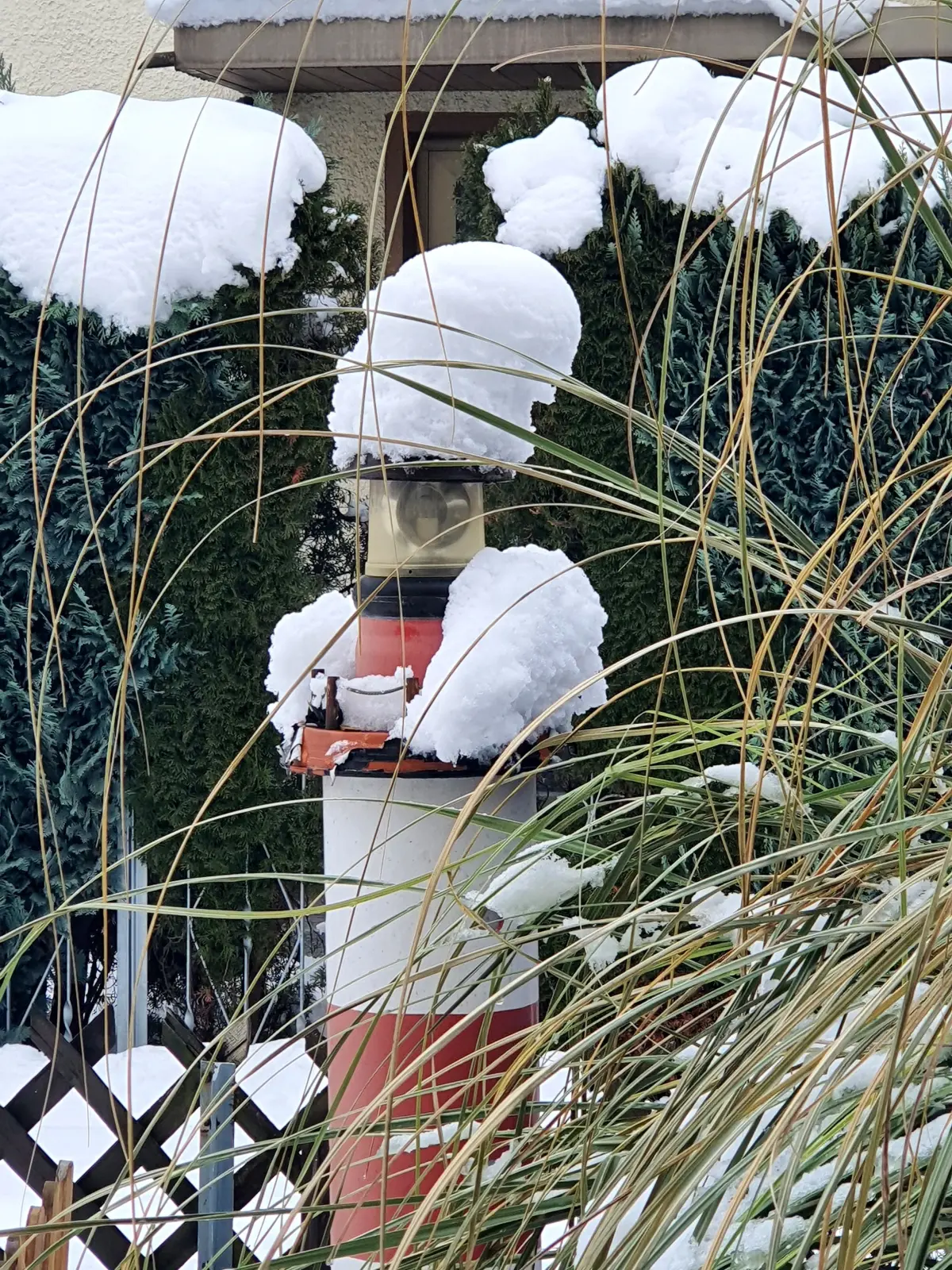 Wintereinbruch in EIslingen, Rekordmenge an Schnee bei Wetterdiensttechniker Hans Juchert