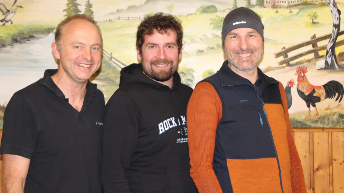 Ornitologen und Tierschützer Jürgen Wuhrer, Patrick Rücker, Markus Handschuh, Vogelfreunde