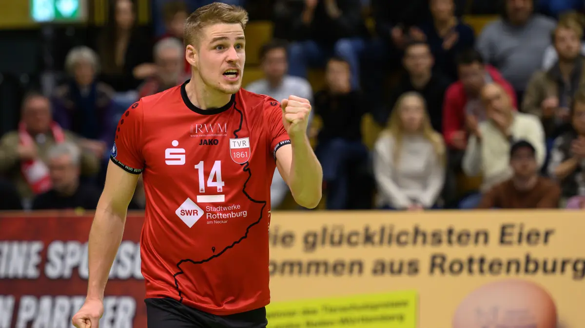 TV Rottenburg vs. TSV Muehldorf, Volleyball, 2. Bundesliga Sued, 15. Spieltag, Spiel 5592, Saison 2025/2026, 24.01.2026: Timon Schippmann (TV Rottenburg, #14) ballt die Faeuste
TV Rottenburg vs. TSV Muehldorf, Volleyball, 2. Bundesliga Sued, 15. Spieltag, Spiel 5592, Saison 2025/2026, 24.01.2026,
Foto: Eibner-Pressefoto/Ralph Kunze