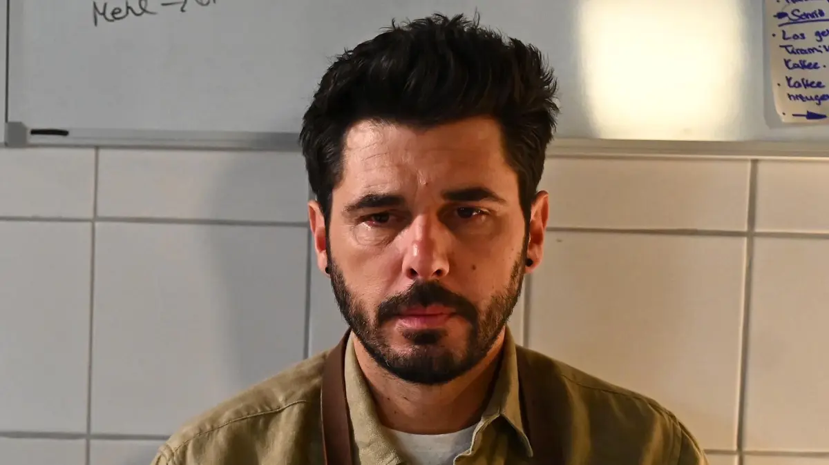 Matteo (Riccardo Angelini) steht vor einem neuen Problem.