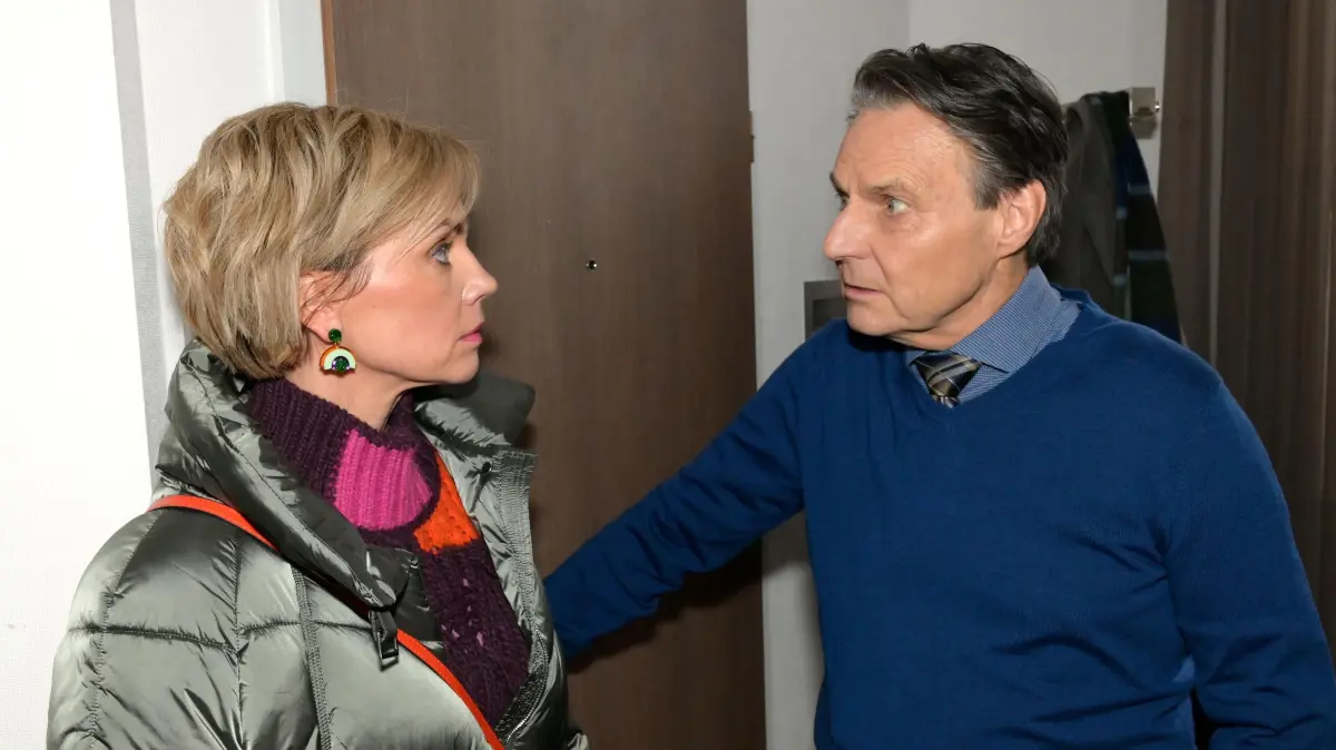 Yvonne (Gisa Zach) hat aktuell Stress mit ihrem Ex Jo Gerner (Wolfgang Bahro).