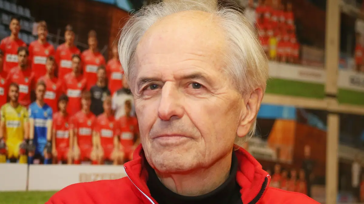 Eugen Strigel im November 2024 bei der TSG Balingen