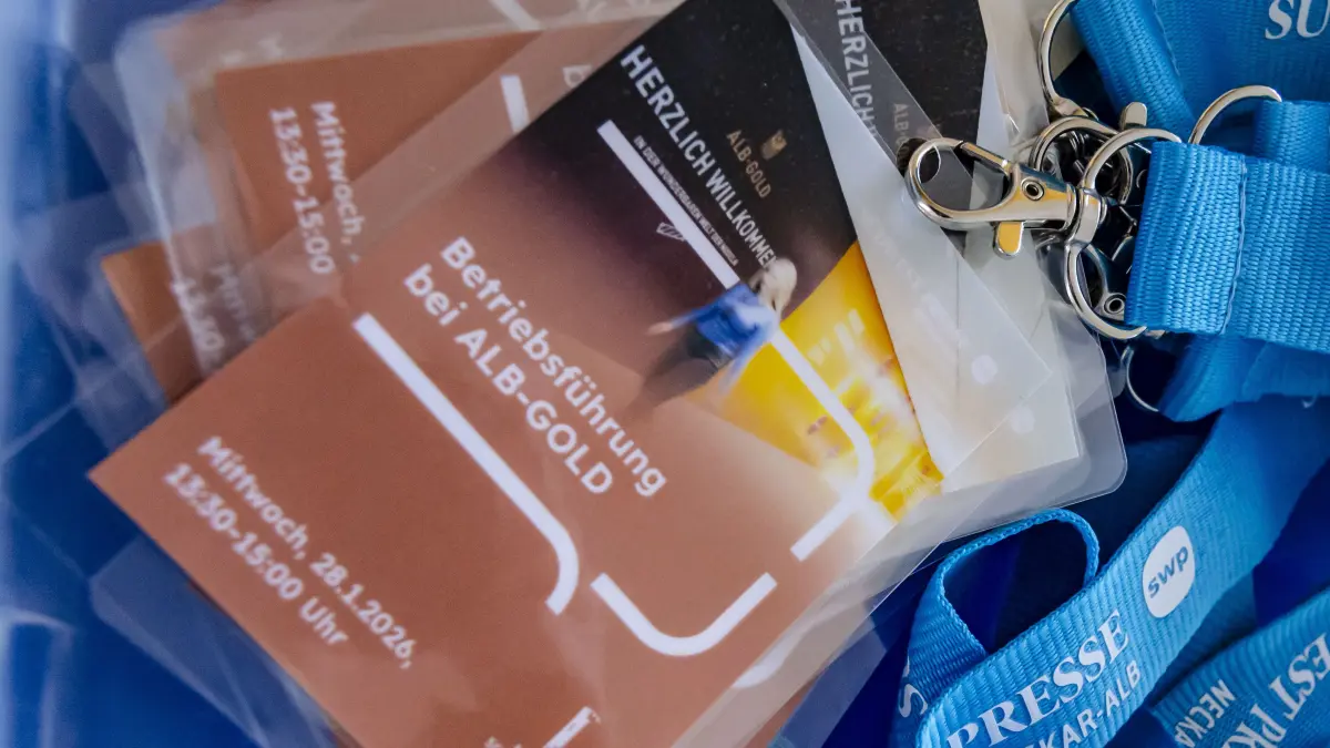 Bei der Mehrwerttour haben 40 Leserinnen und Leser der Südwest Press Einblicke in die Nudelproduktion von Alb-Gold erhalten.