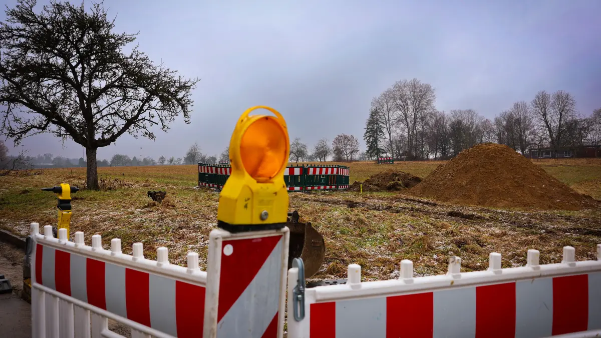 Metzingen Baustelle Ganzjahresbad Bongertwasen Bäume Ferientagheim