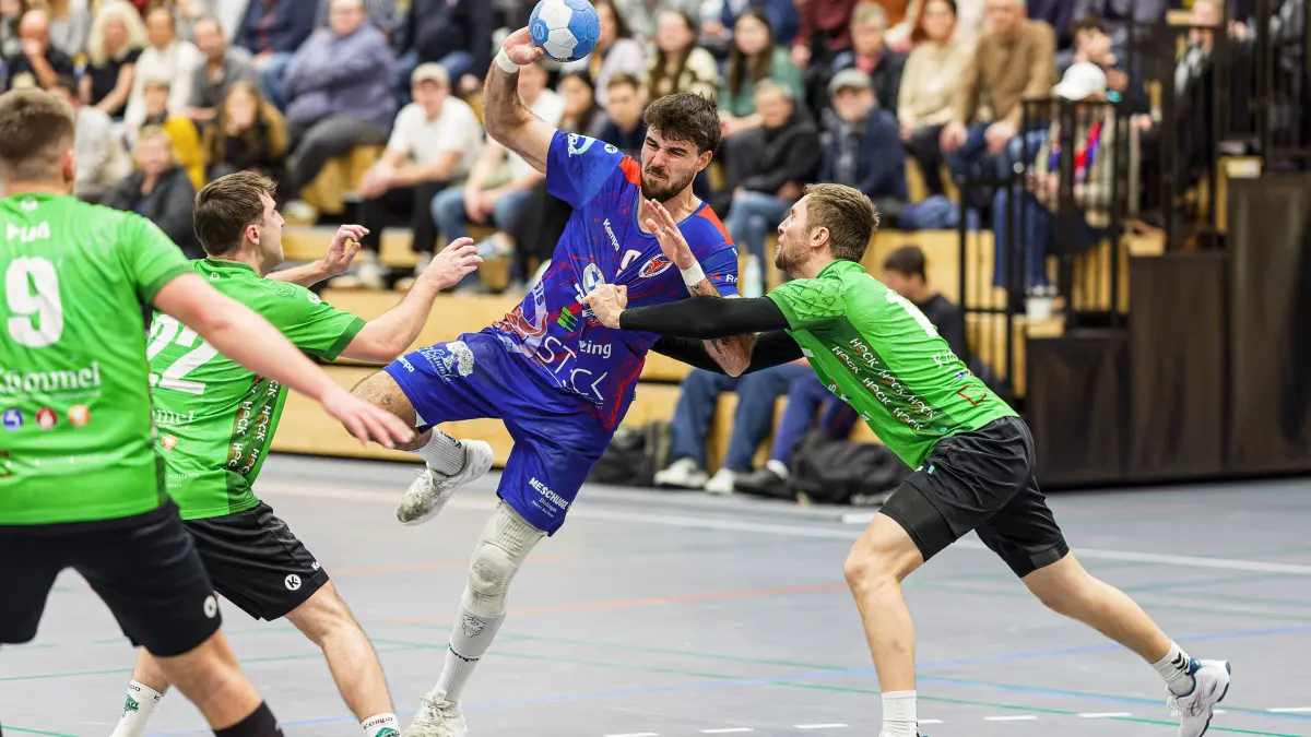 Handball Landesliga: Handball Landesliga; KuGiS Handball - TSV Köngen;
Marcos Haas (SG KuGi, #9);
31.01.2026; Bosig Hohensteinhalle; Gingen.
Foto: Thomas Madel