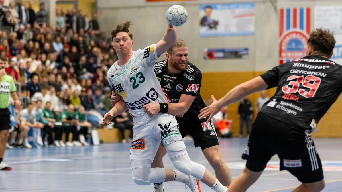 GER, FRISCH AUF! Goeppingen vs. HC Erlangen, Handball, Testspiel, Spielzeit 2025/2026, 01.02.2026,: Ole Pregler (FRISCH AUF! Goeppingen, #23)
GER, FRISCH AUF! Goeppingen vs. HC Erlangen, Handball, Testspiel, Spielzeit 2025/2026, 01.02.2026,
Foto: Eibner-Pressefoto/Oliver Schmidt