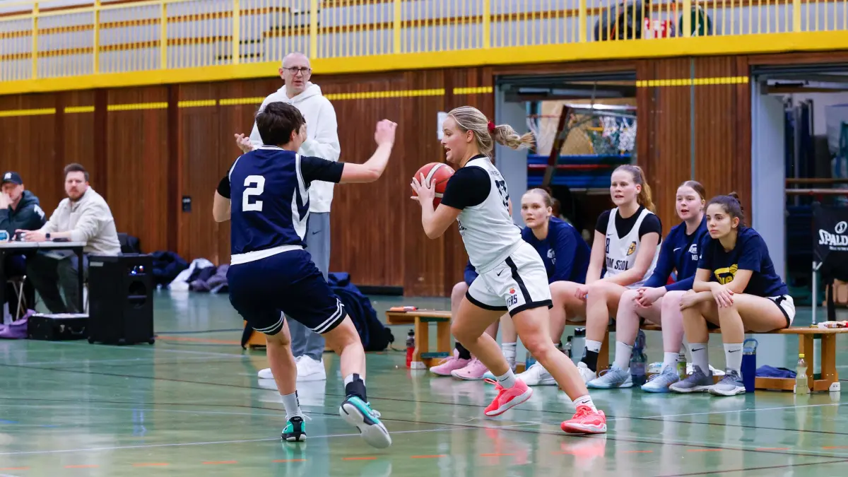 Basketball Regionalliga Saison 2025/26 TSG Schwäbisch Hall Flyers - USC Freiburg III 46:61