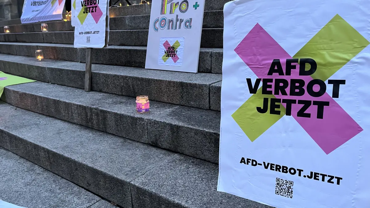 AfD-Verbot Kundgebung auf dem Holzmarkt in Tübingen