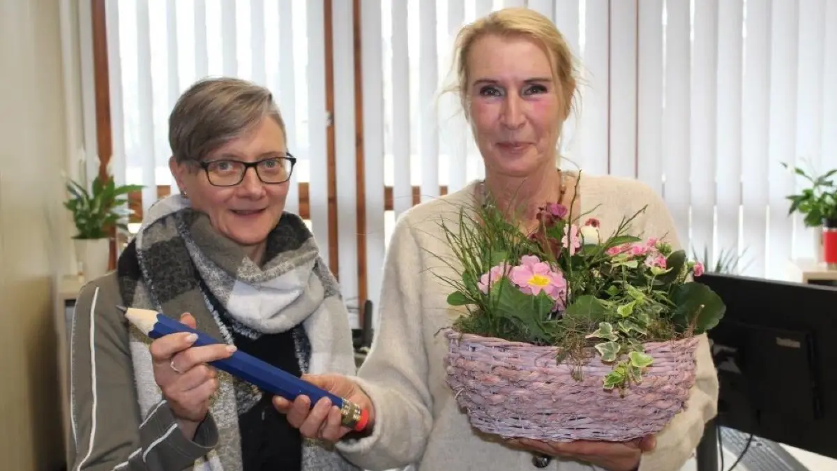 Anke Reichl (links), die neue Rektorin der Grundschule der Waldachtalschule, und Annette Houri, die ihr als Konrektorin noch eineinhalb Jahre zur Seite steht.