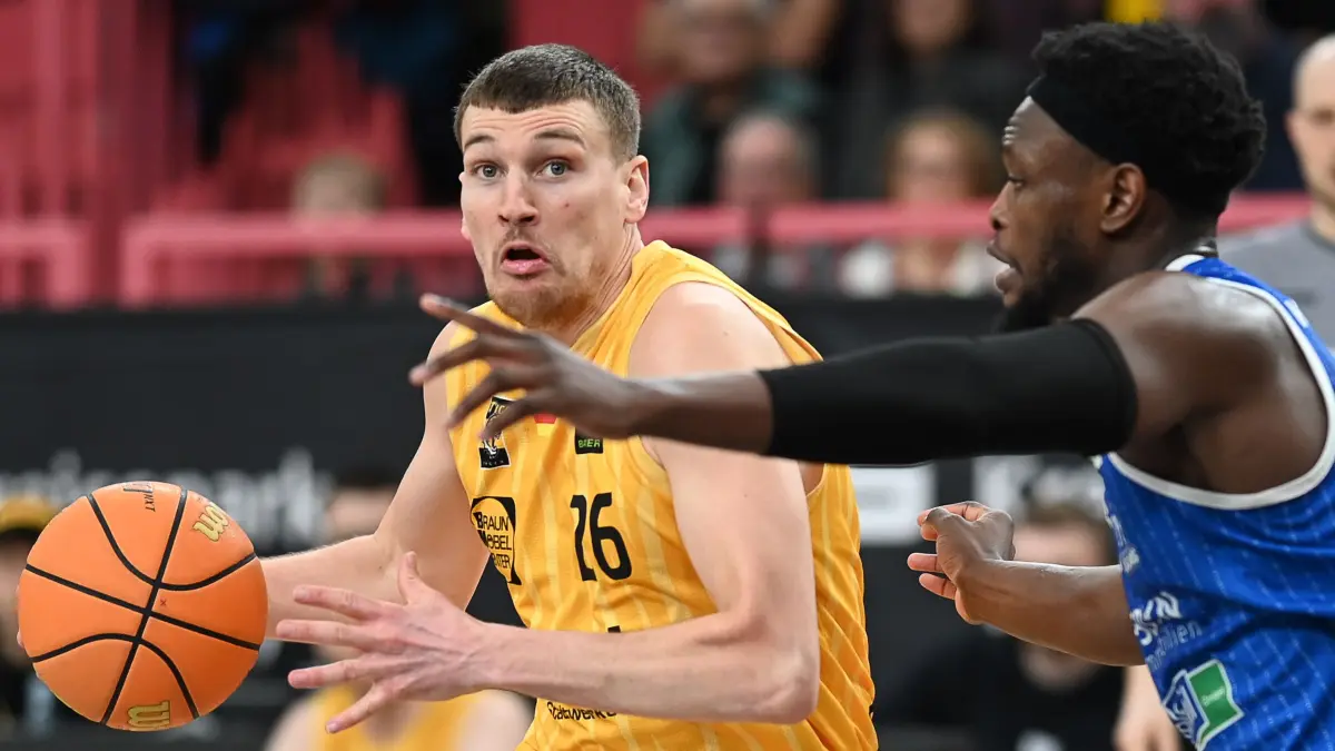 GER, Tigers Tuebingen vs. PS Karlsruhe Lions, Basketball, Herren, Pro A, 2. Barmer Basketball Bundesliga, Saison 2025/2026, 06.02.2026: Till Joenke (Tigers Tuebingen, #26)
GER, Tigers Tuebingen vs. PS Karlsruhe Lions, Basketball, Herren, Pro A, 2. Barmer Basketball Bundesliga, Saison 2025/2026, 06.02.2026
Foto: Eibner-Pressefoto/Nicolas Woern