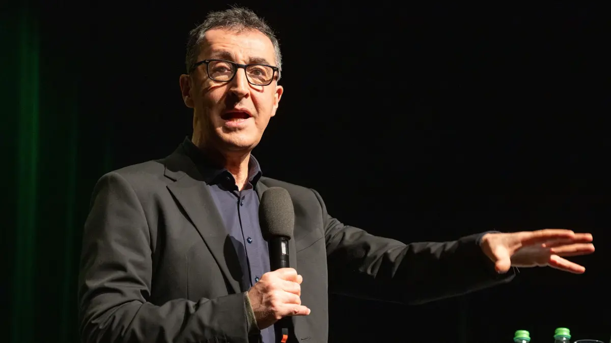 Uhingen Cem Özdemir auf Wahlkampftour in Uhingen