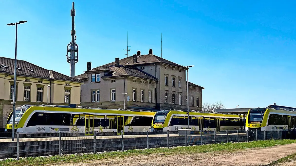 Hoffnung auf einen pünktlicheren Regionalexpress 6 im Zollernalbkreis: Die Deutsche Bahn kündigt Besserungen ab Juni an.