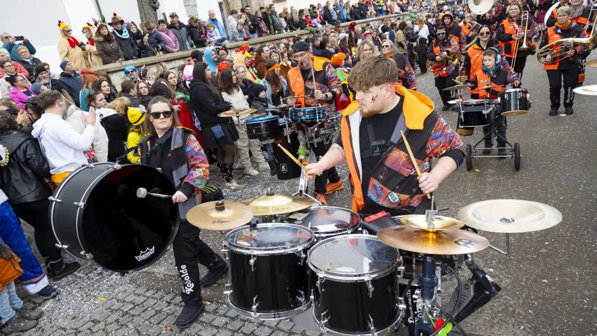 Deggingen - 21. Deggner Fasnetsumzug der Fasnetsgesellschaft Deggner Leirakiebl e.V.