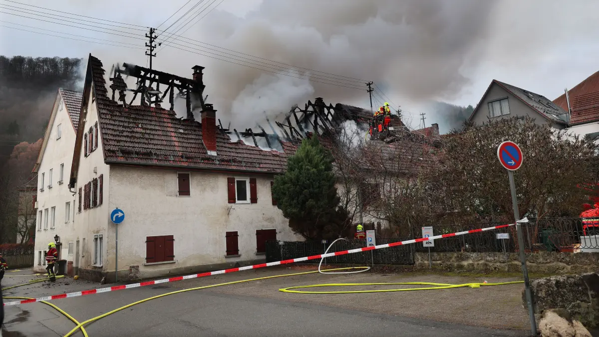 Brand Bad Urach Beim Fruchkasten Altstadt Feuerwehr