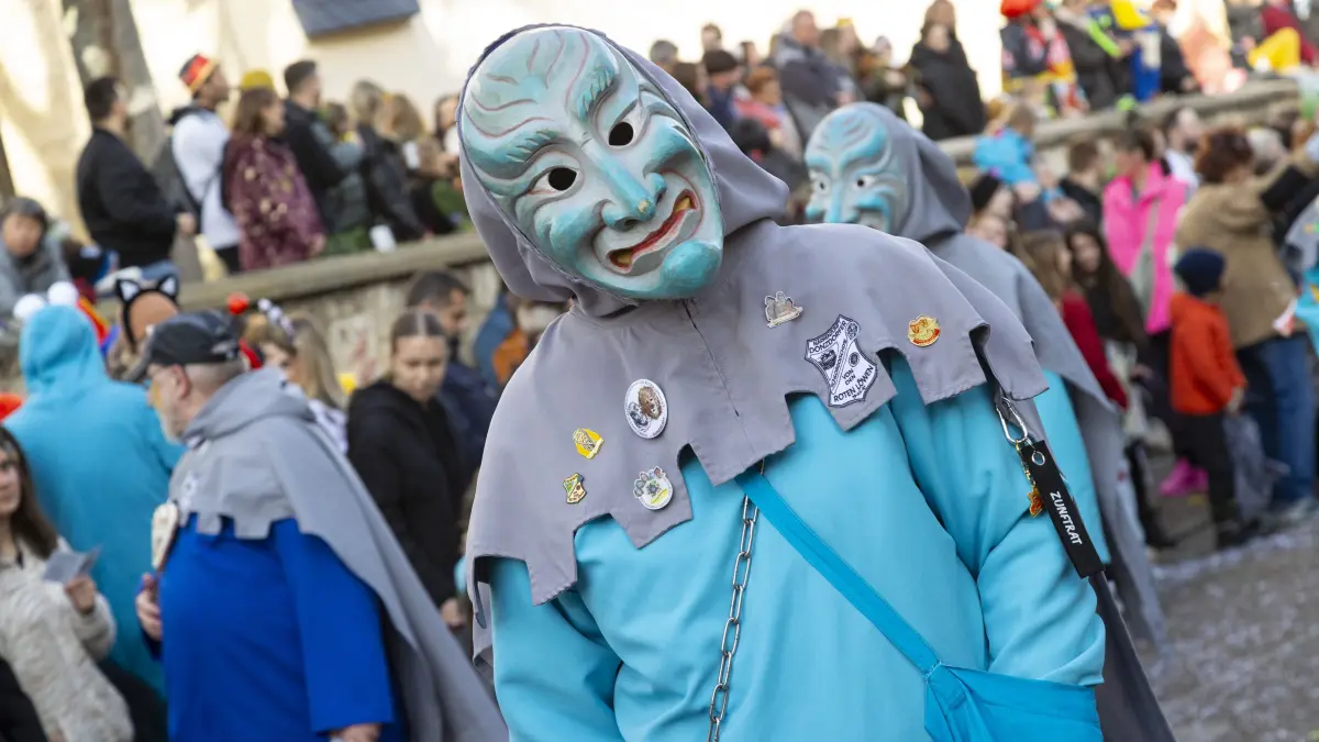 Deggingen - 21. Deggner Fasnetsumzug der Fasnetsgesellschaft Deggner Leirakiebl e.V.