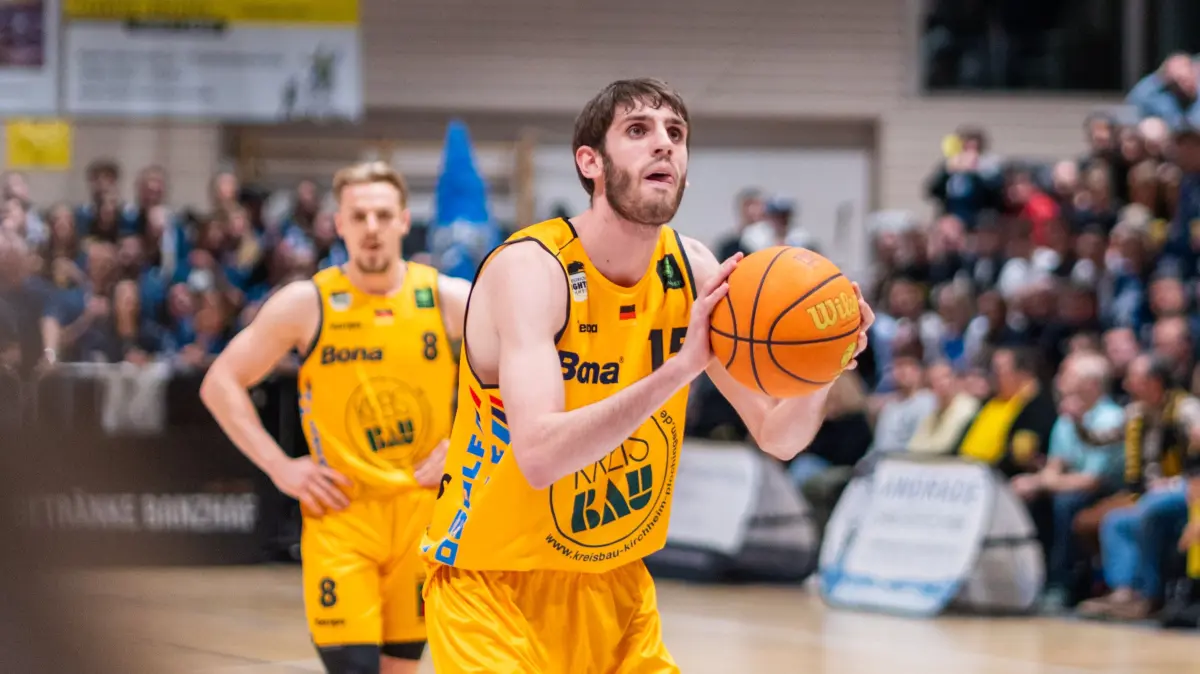 Bozic Estriche Knights Kirchheim vs. Hakro Merlins Crailsheim, Basketball, 2. Liga, 21. Spieltag, Hauptrunde Saison 2025/2026, 07.02.2026,: Nil Failenschmid Clavera (Bozic Estriche Knights Kirchheim, #15),
Bozic Estriche Knights Kirchheim vs. Hakro Merlins Crailsheim, Basketball, 2. Liga, 21. Spieltag, Hauptrunde Saison 2025/2026, 07.02.2026,
Foto: Eibner-Pressefoto/Max Vogel