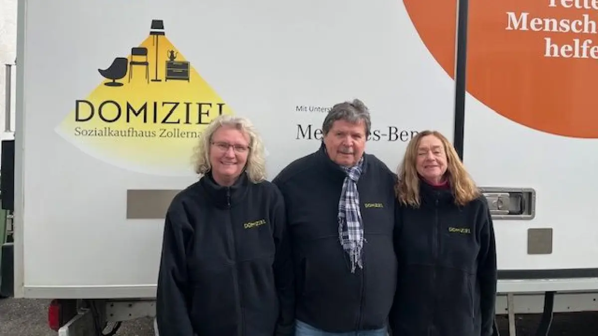 Nathalie Hahn, Peter Blechmann, Lina Notter vom Domizil Sozialkaufhaus Zollernalb unterstützen die Tafel seit mehr als 10 Jahren.