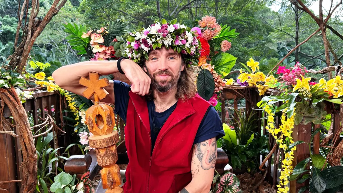 Gil Ofarim hat das „Dschungelcamp“ 2026 gewonnen. Vielen Stars gefällt das nicht.