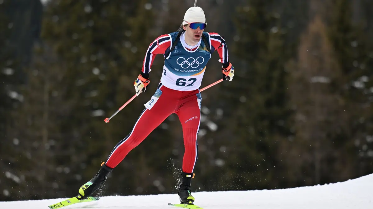 Olympische Winterspiele 2026: 10.02.2026, Italien, Antholz: Olympia, Olympische Winterspiele Mailand Cortina 2026, Biathlon, Einzel 20 km, Männer, Sturla Holm Laegreid aus Norwegen auf der Strecke unterwegs. (zu dpa: «Laegreid nach Olympia-Bronze: Habe meine Freundin betrogen») Foto: Hendrik Schmidt/dpa +++ dpa-Bildfunk +++