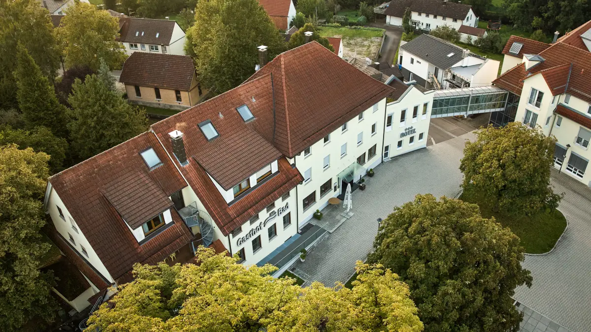 HOCHZWEI von außen