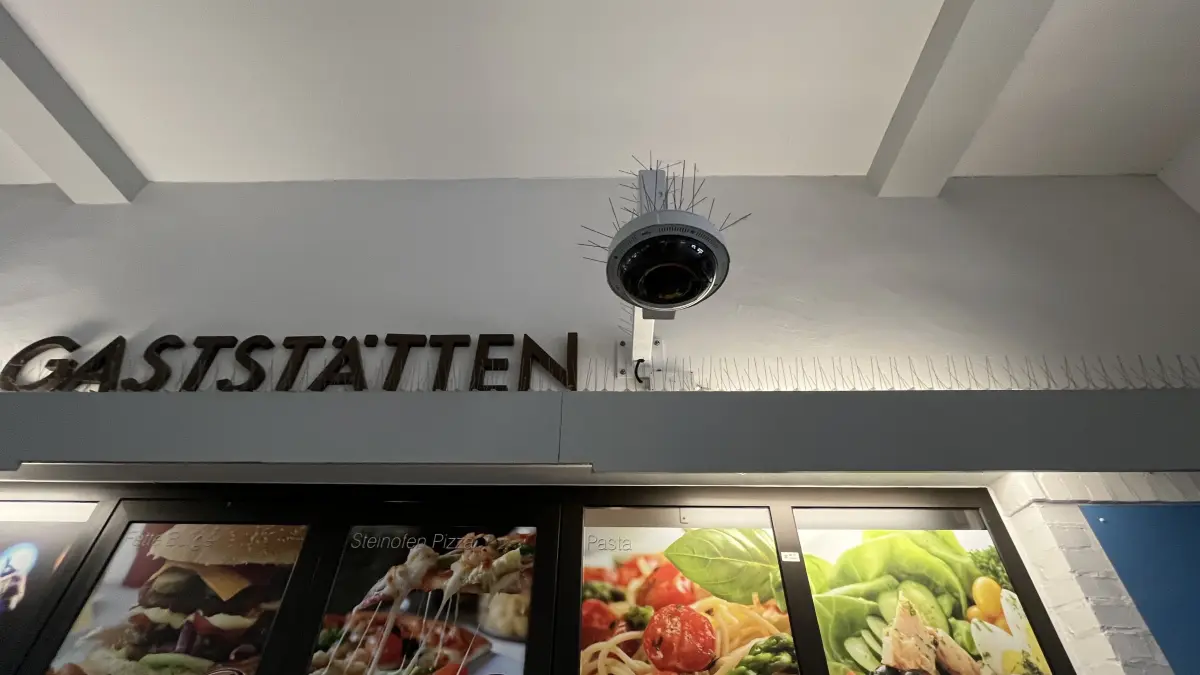 Der Horber Bahnhof wird von der Deutschen Bahn videoüberwacht. Die Stadtspitze in Horb hat noch keine Pläne, Plätze mit Videokameras auszustatten.