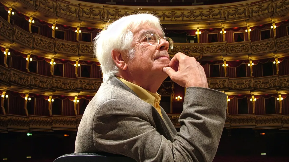 Der Dirigent Hellmuth Rilling im Jahre 2006 im Teatro Filarmonico Verona.