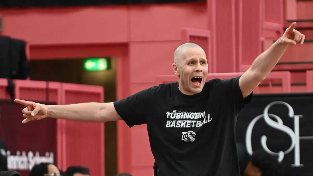 GER, Tigers Tuebingen vs. BBC Medi Bayreuth, Basketball, Herren, Pro A, 2. Barmer Basketball Bundesliga, Saison 2025/2026, 14.02.2026: Henrik Sonko (Tigers Tuebingen, Head Coach)
GER, Tigers Tuebingen vs. PS Karlsruhe Lions, Basketball, Herren, Pro A, 2. Barmer Basketball Bundesliga, Saison 2025/2026, 06.02.2026
Foto: Eibner-Pressefoto/Nicolas Woern