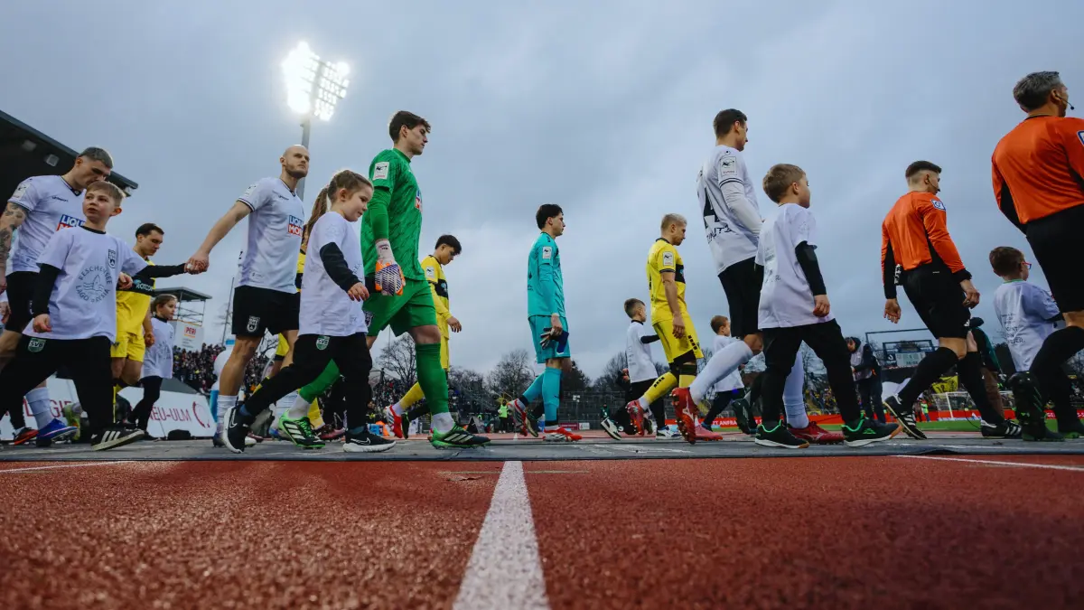 Fußball, 3. Liga, 24. Spieltag, SSV Ulm 1846 Fußball gegen Alemannia Aachen im Donaustadion,